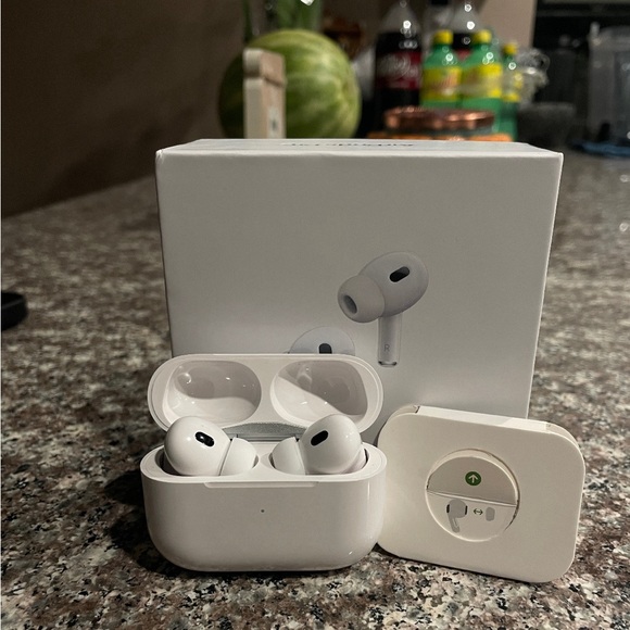 Apple AirPod’s Pro (2nd Generation)